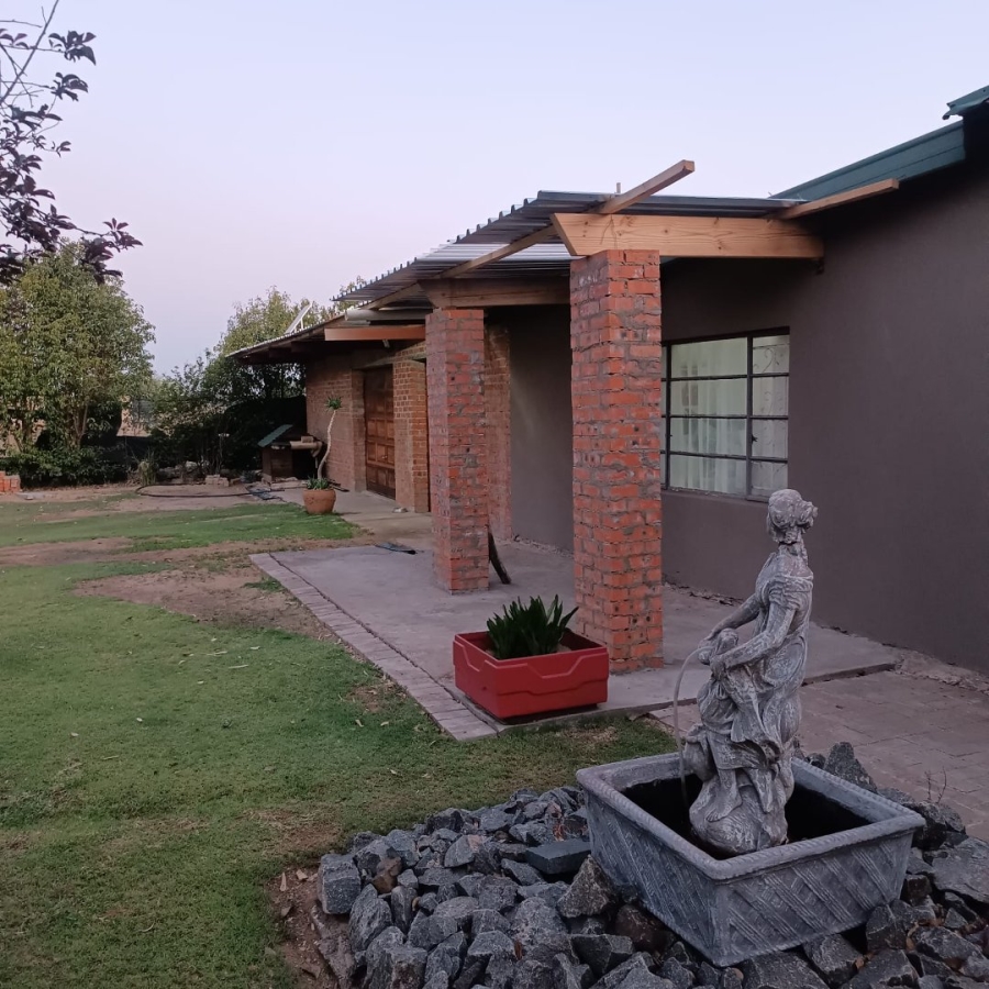 3 Bedroom Property for Sale in Lakeview Free State